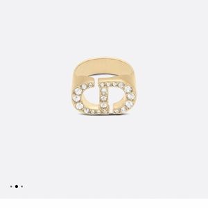 Christian Dior ring